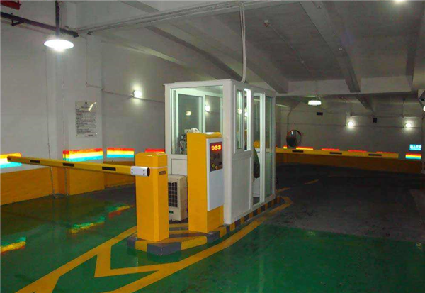 停車場智能化遇新挑戰(zhàn)，《中國公路網(wǎng)》提出：關(guān)注智能停車場市場